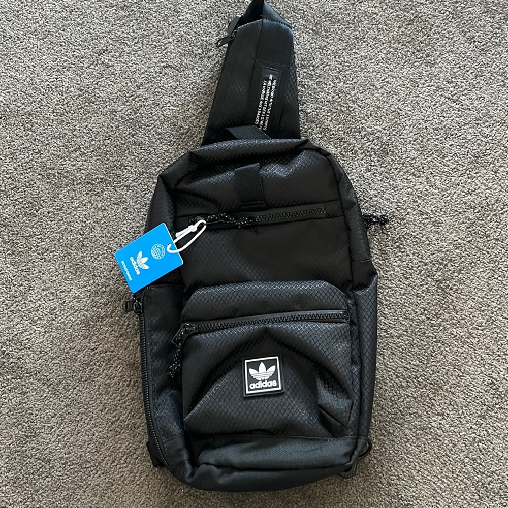 NWT Adidas Originals Utility Sling 2.0 Crossbody